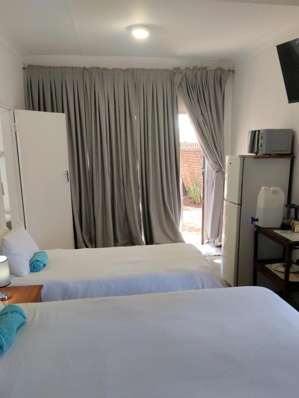 Woodpecker Guesthouse Middelburg  Εξωτερικό φωτογραφία