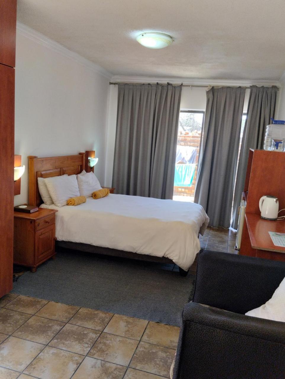 Woodpecker Guesthouse Middelburg  Εξωτερικό φωτογραφία