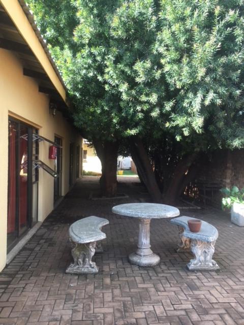 Woodpecker Guesthouse Middelburg  Εξωτερικό φωτογραφία